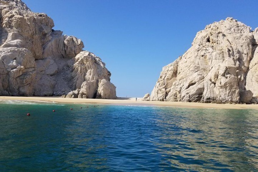 Glass Bottom Boat Tour to the Arch in Cabo San Lucas