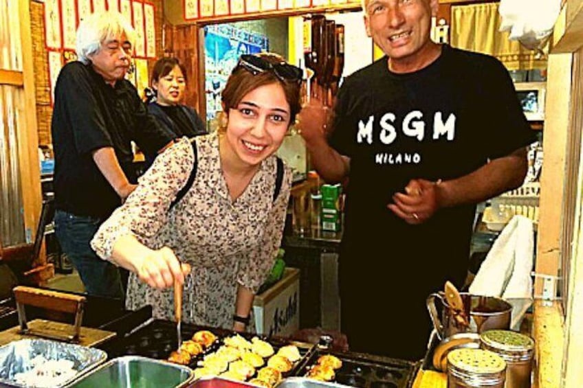 Osaka Food Tour - 13 Delicious Dishes at 5 Local Eateries
