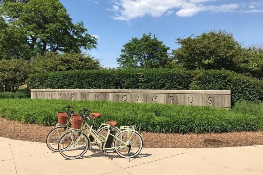 Chicago Lakefront Electric Bike Tour