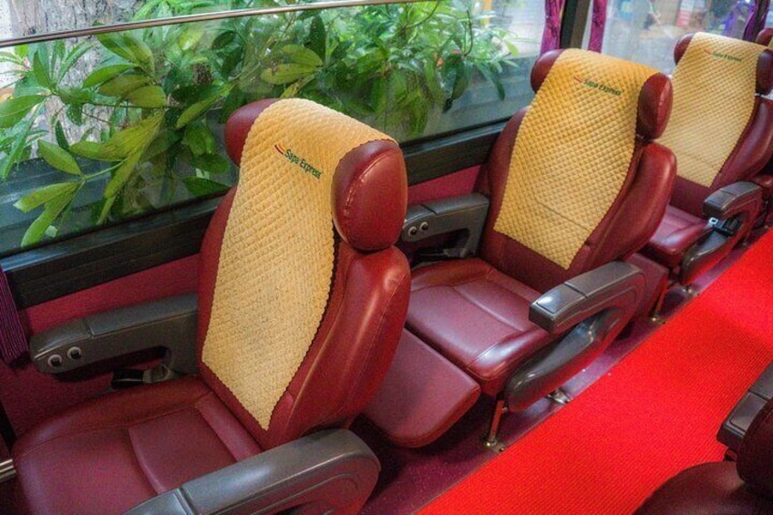 Sapa Limousine 28 Seats Bus From Hanoi To Sapa Or Return