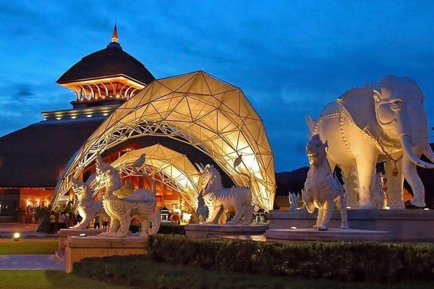 Chiang Mai Night Safari Tour including Transfer (Minimum 2 pax)