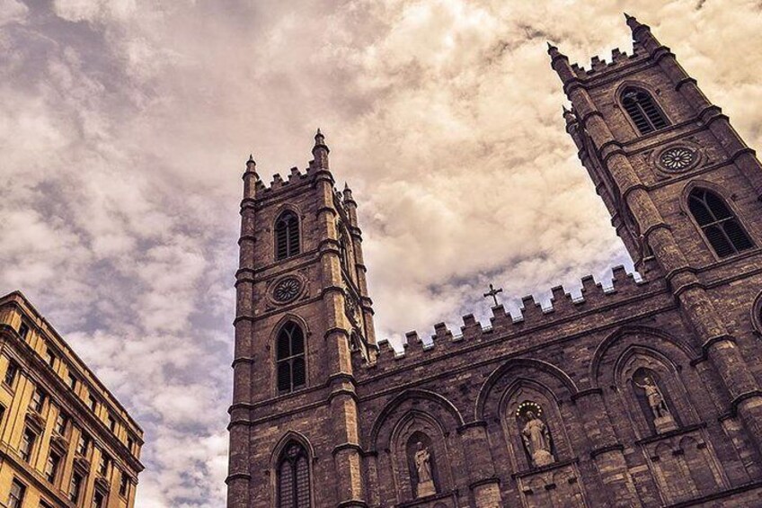 Greater Montreal 5-hour VIP Guided City Tour