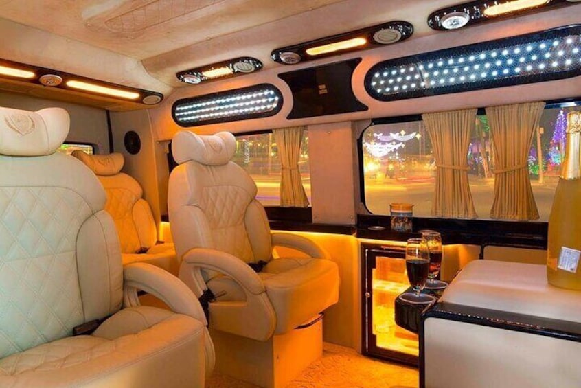 Limousine Transfers