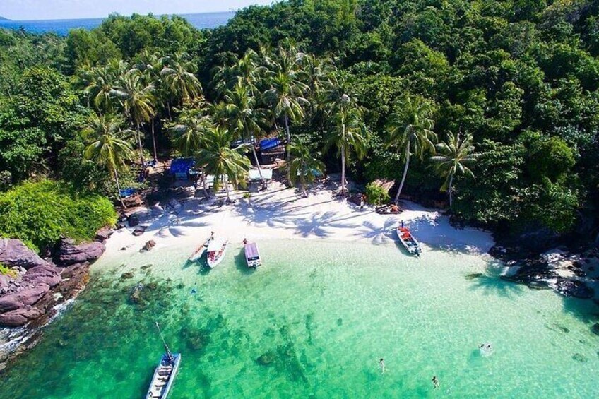 Real snorkel trip to explore Cham island by speedboat-SMALL GROUP