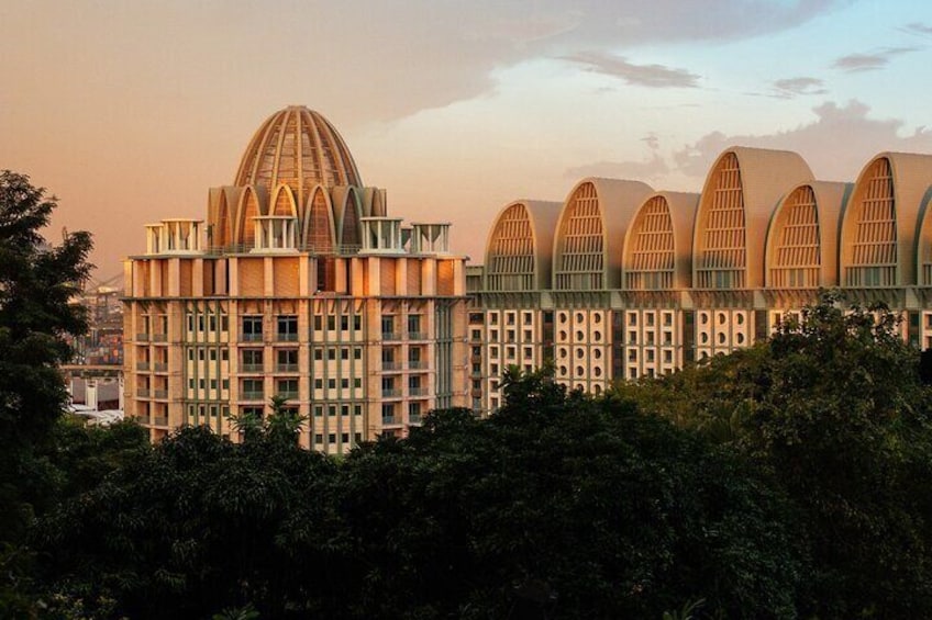 Singapore Highlights & Hidden Private Tour with a Local Private Guide