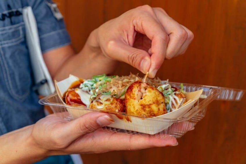 10 Tastings Food Tour with a Local in Kyoto
