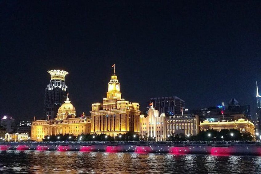 River cruise in Shanghai