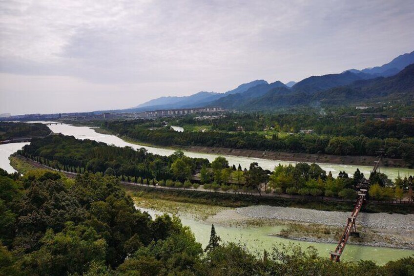 Chengdu: Mt. Qingcheng and Dujiangyan All Inclusive Private Tour