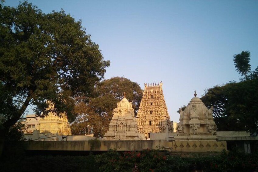 Full Day Private Tour of Temples of Bengaluru