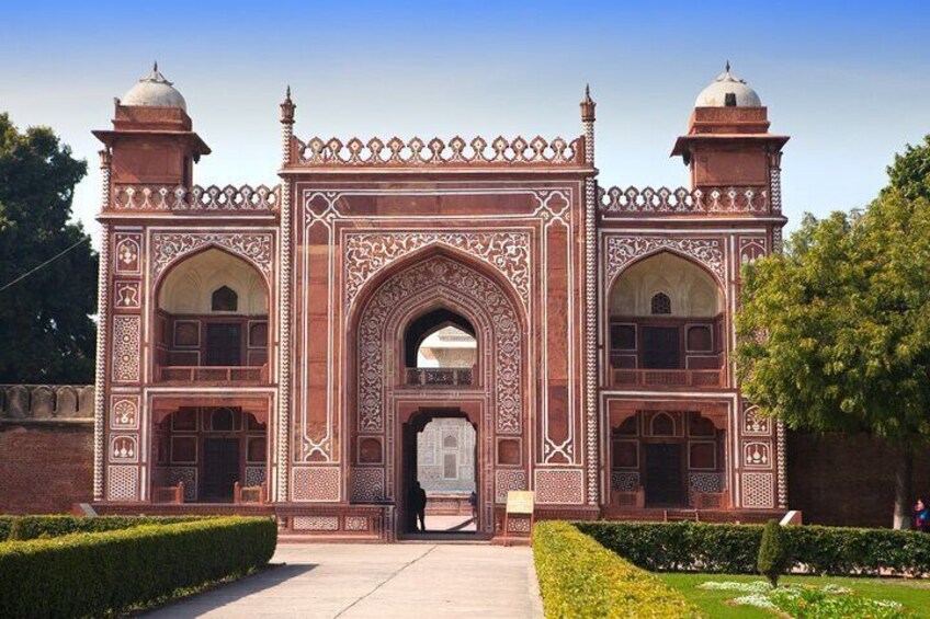 Tomb of Itmad Ud Daulah