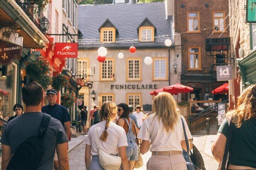 Private Guided Quebec City Walking Tour with Funicular Included
