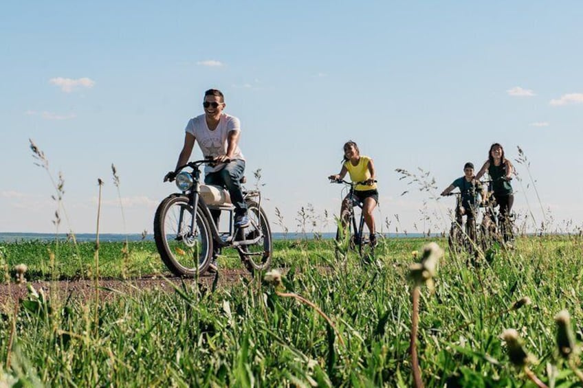  Electric Bikes, chocolate, wine , history and landscape ! 