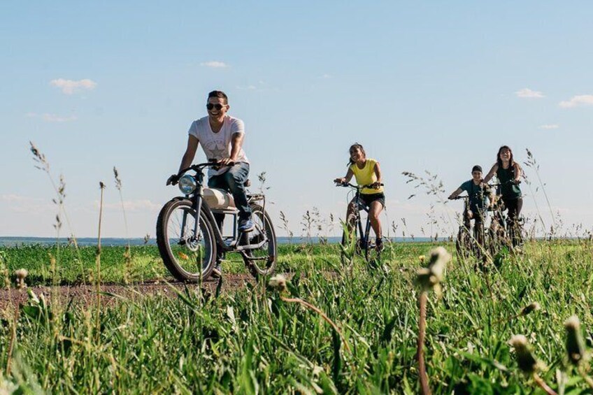 Electric Bikes, chocolate, wine , history and landscape !