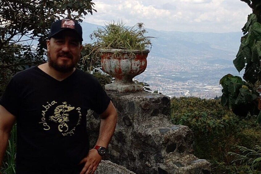 Complete Pack: Pablo Escobar Tour & The New Medellin Including Comuna 13