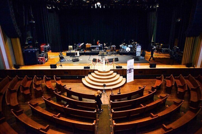 Ryman Auditorium "Mother Church of Country Music" Self-Guided Tour in Nashville