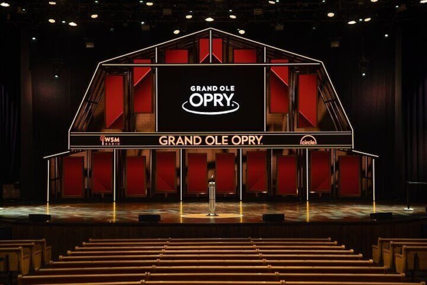 Grand Ole Opry House Guided Backstage Tour in Nashville
