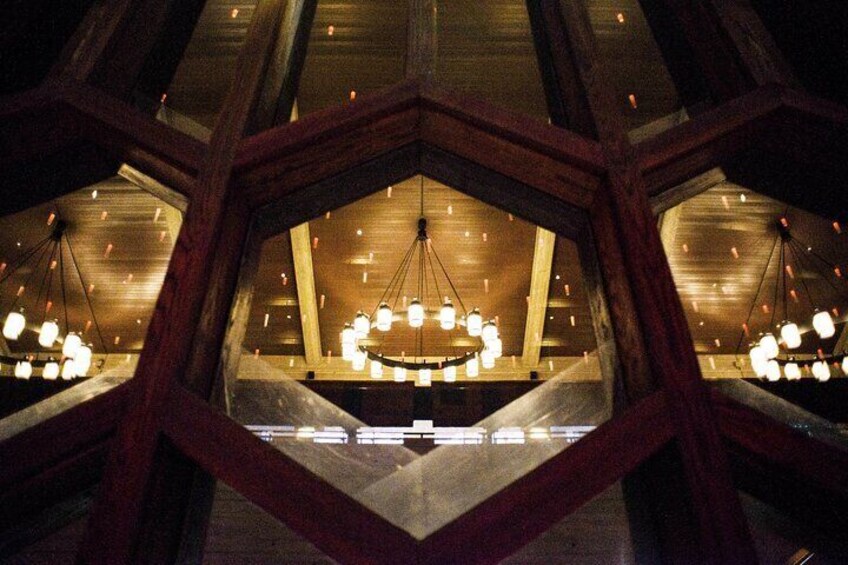 Grand Ole Opry House Guided Backstage Tour in Nashville