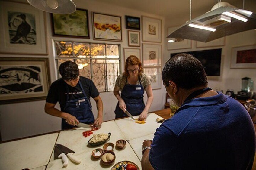 Flavors of Oaxaca: Cooking Class with No Set Menu and Local Market Tour