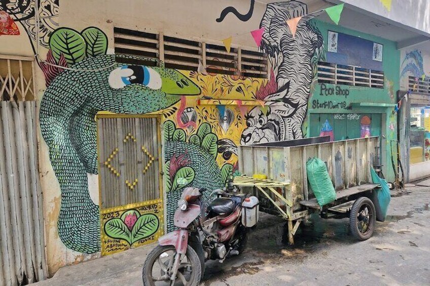 Visit over 40 different hidden murals in all corners of the city.