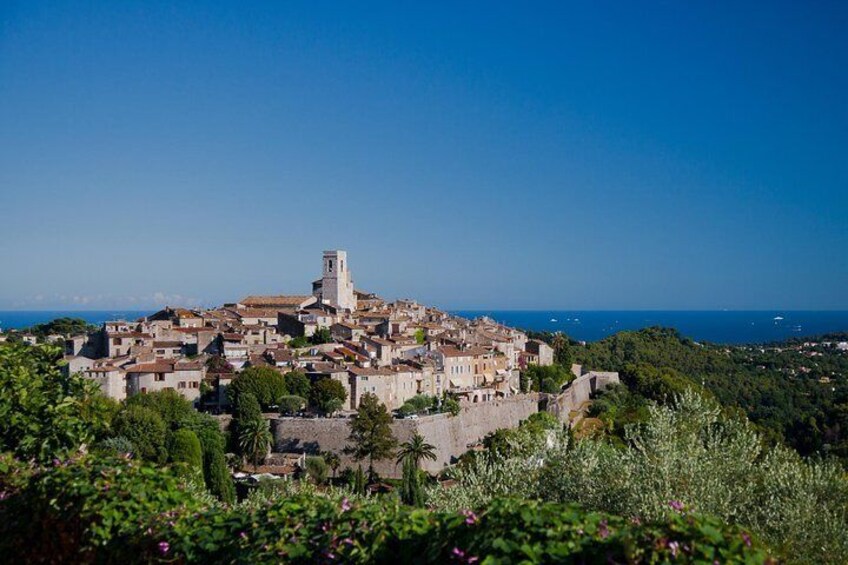 Half-Day Wine Tasting and Saint Paul de Vence Tour from Nice