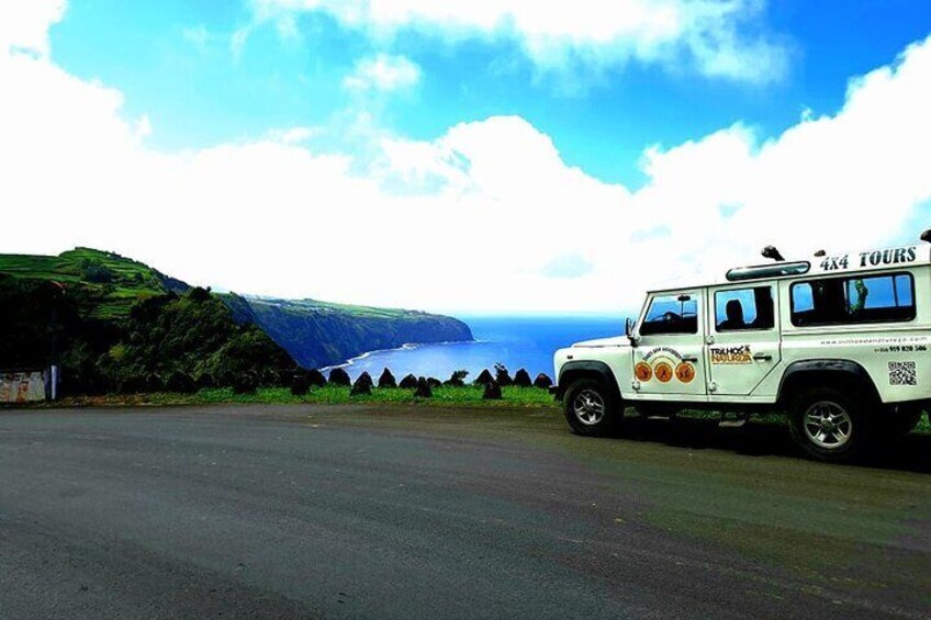 Discover the unexplored beauty of the island by jeep the Nordeste