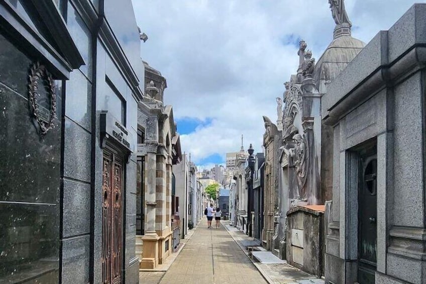 Recoleta Cemetery