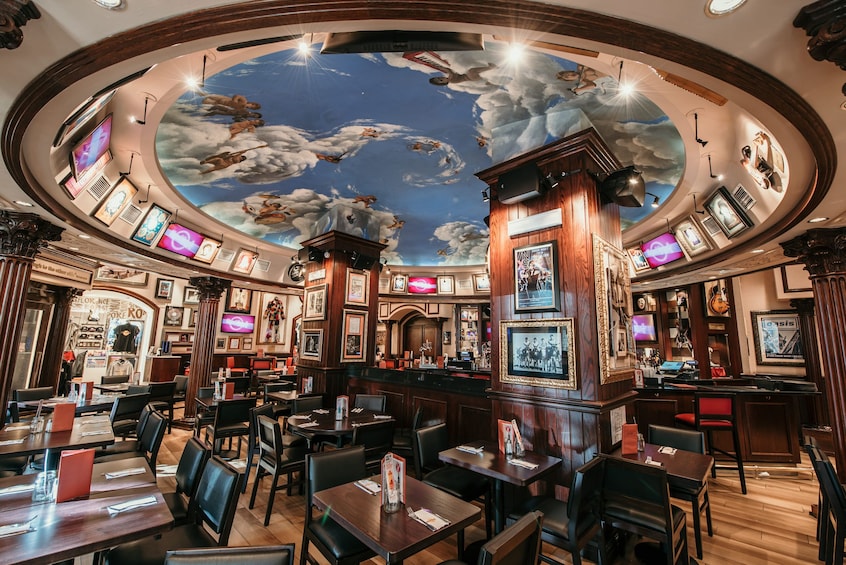 Hard Rock Cafe Rome Dining With Priority Seating