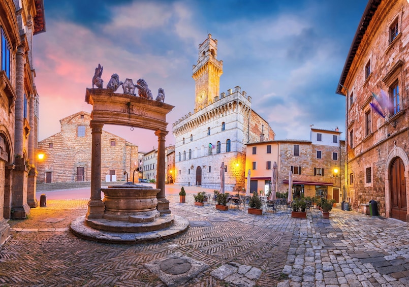 From Rome: Tuscany Highlights Day Trip including Lunch & Wine Tasting