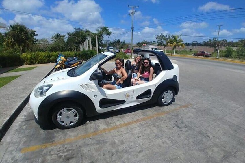 Customizable Private Buggy Tour in Cozumel with Lunch and Snorkel