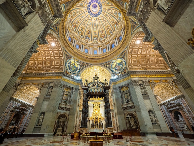 Vatican Museums, Sistine Chapel, & St. Peter’s Basilica Fully Guided Tour