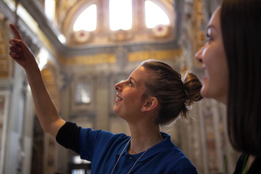 VIP Vatican Breakfast with Vatican Museums & Sistine Chapel Guided Tour