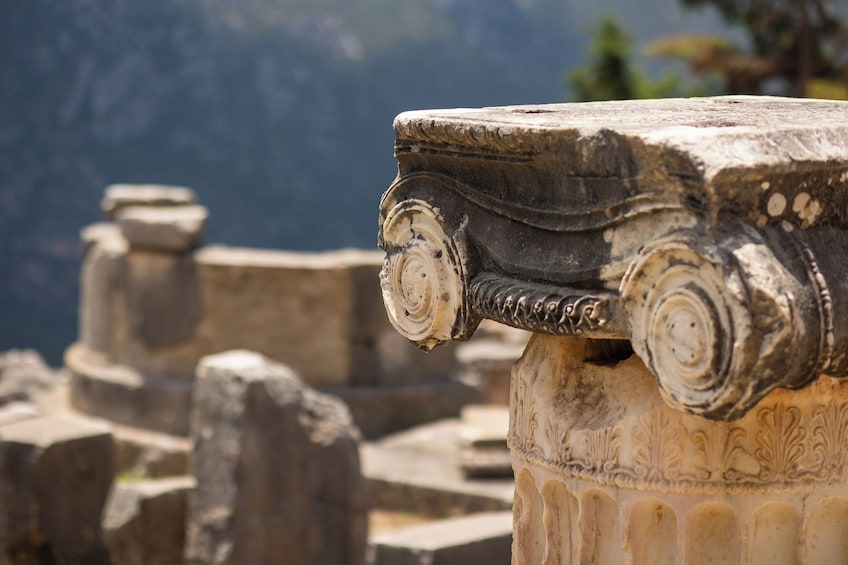 Historical Delphi One Day Tour with Arachova Stop & Expert Guide
