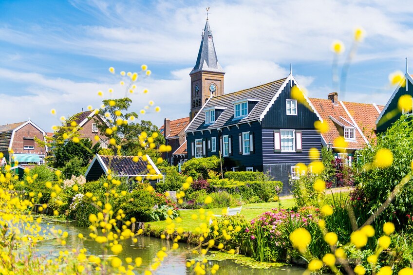 Dutch Countryside Tour with Windmills, Volendam & Marken
