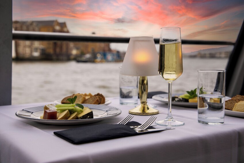 City Cruises London Dinner River Thames Cruise