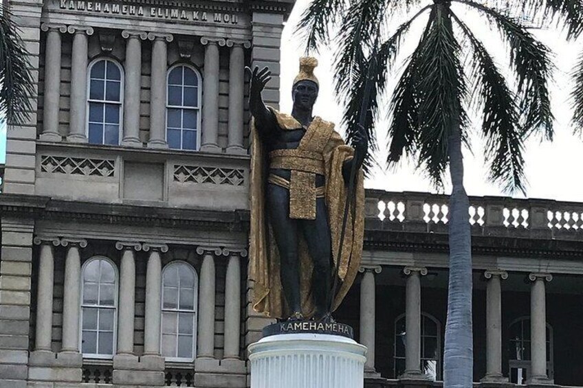 Private Pearl Harbor and Honolulu City Tour