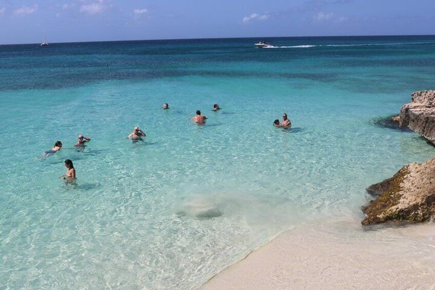 Aruba UTV, ATV Adventure to Secret Beach and Cave Pool