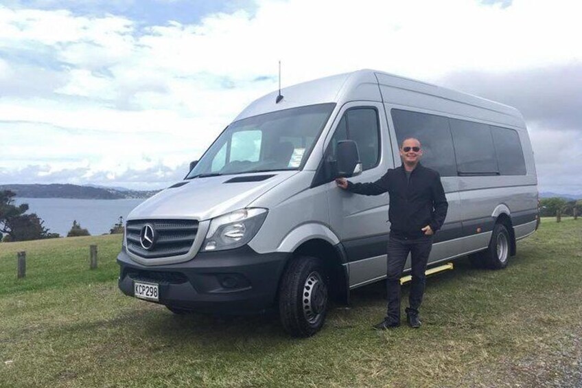 Tour Vehicle