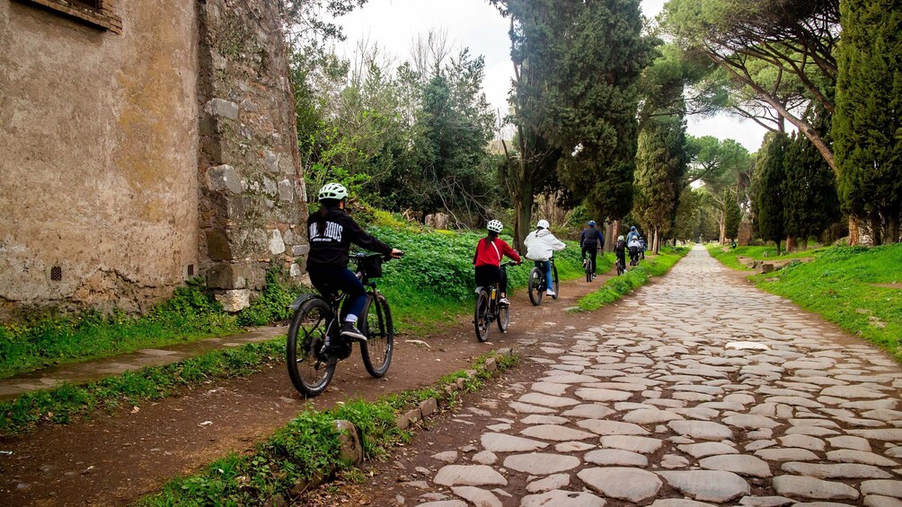Ancient Appian Way e-bike Tour