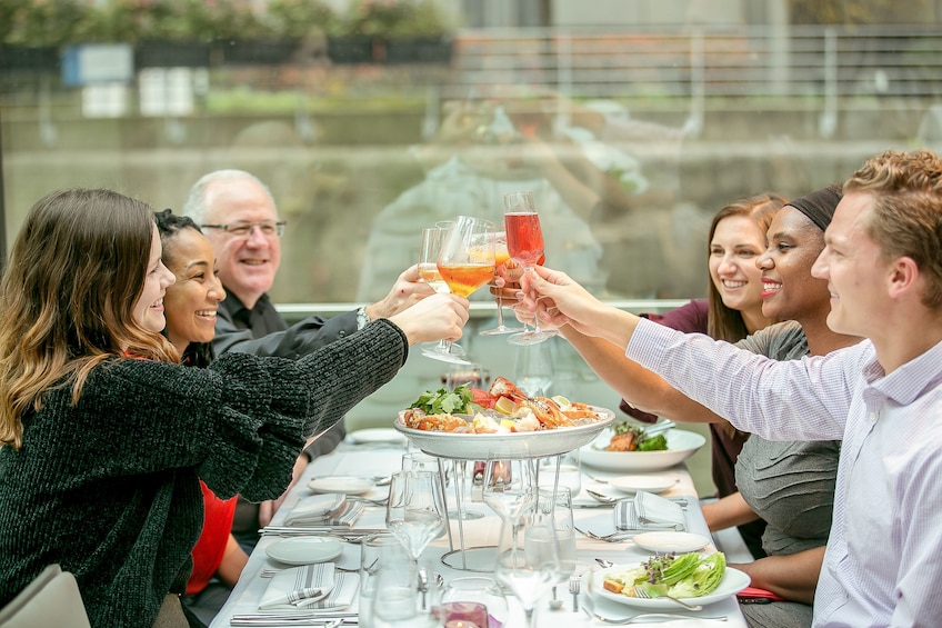 Bateaux New York Dinner Cruise