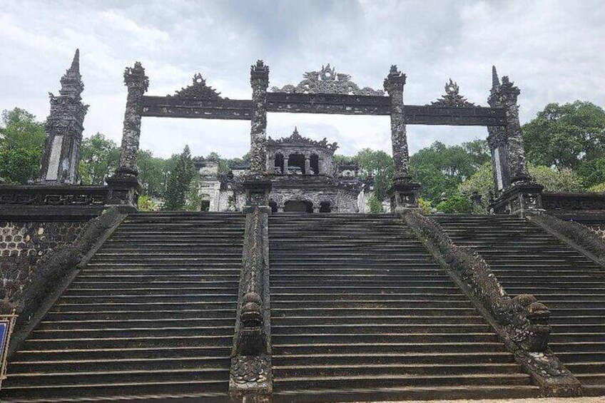 Private Full-Day Tour of Hue from Da Nang or Hoi An City