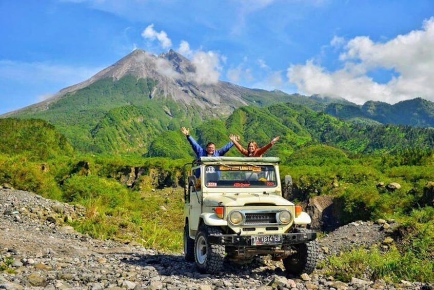 Adventure by riding of 4WD Jeep ,enjoy the Merapi Volcano tour.