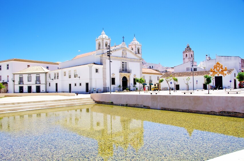 Amazing West: Silves, Foia, Lagos & Sagres Day Tour