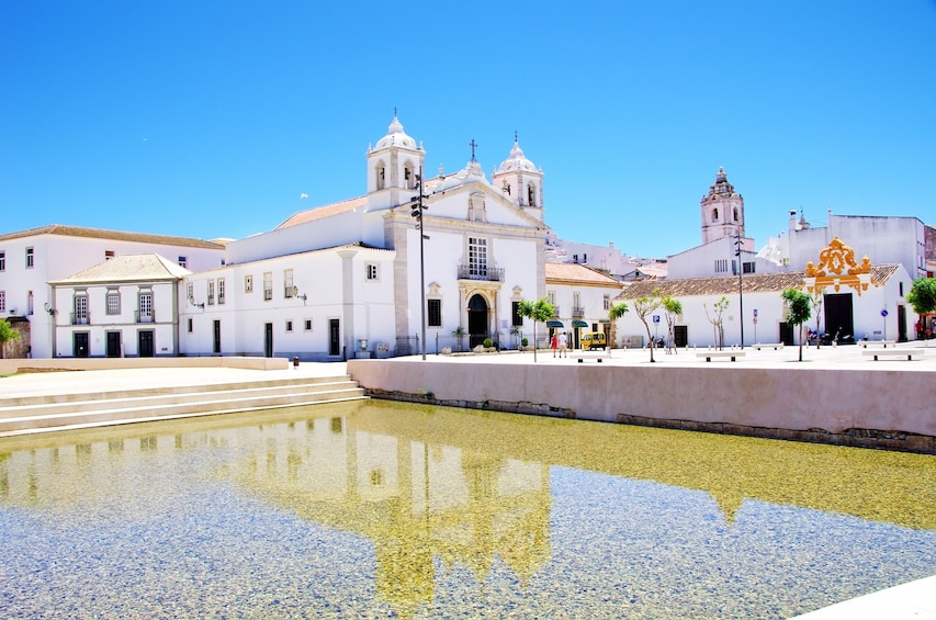 Amazing West: Silves, Foia, Lagos & Sagres Day Tour