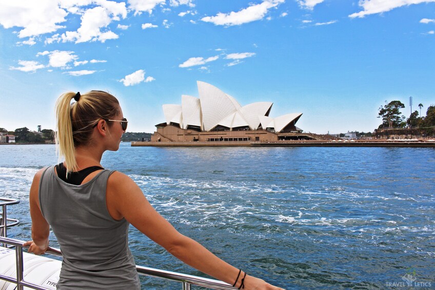 Taronga Zoo Ticket with Hop-On Hop-Off Explorer Cruise