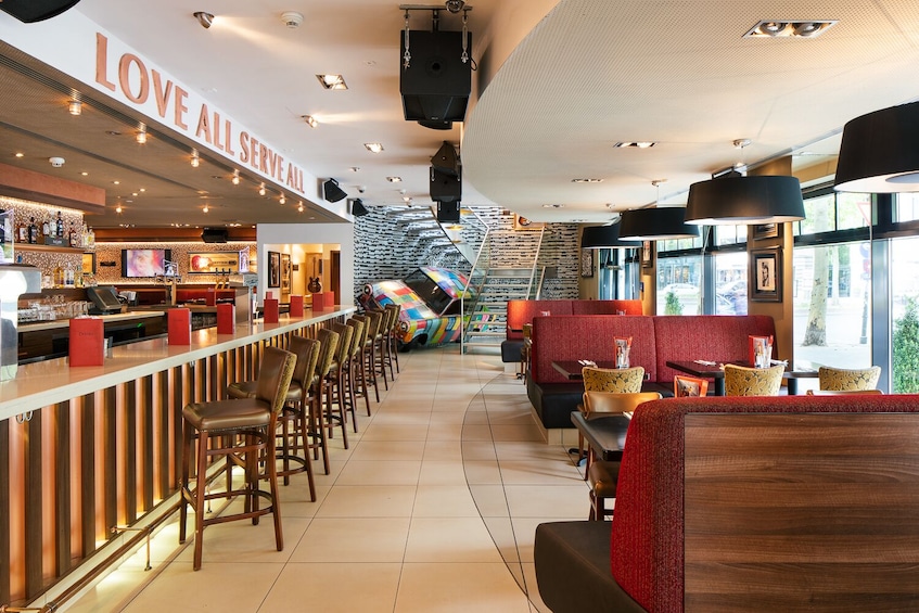 Skip-the-Line & Dine at Hard Rock Cafe Berlin
