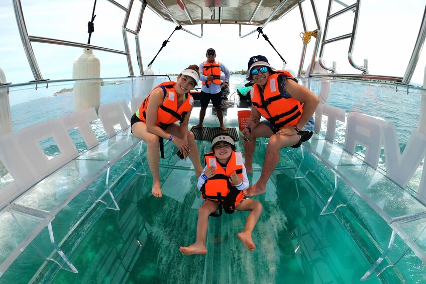 Clearboat Cancun : Glassbottom boat