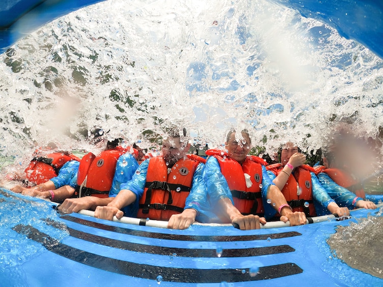 Open Jet Boat Ride on the Niagara River - Canadian Trip