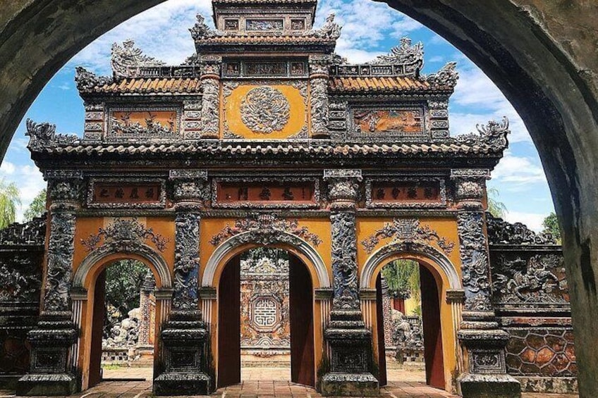 Hue City Join-in Tour from Da Nang City