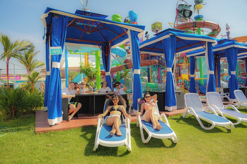 Columbia Pictures Aquaverse Theme Park, Pattaya