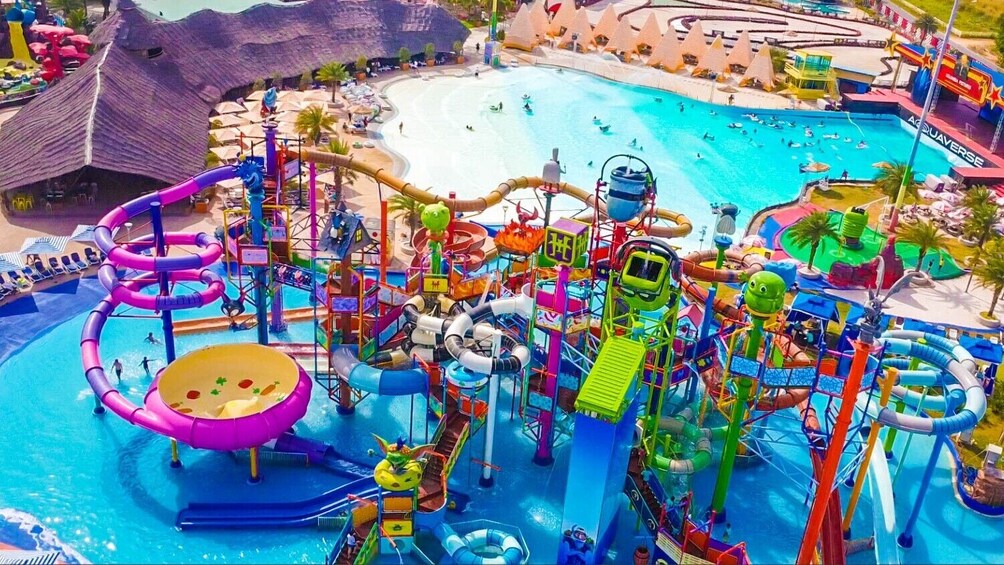 Columbia Pictures Aquaverse Theme Park, Pattaya